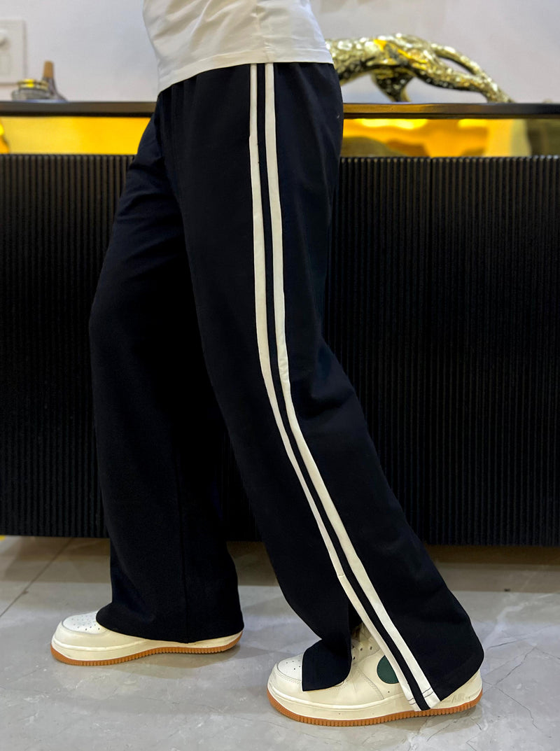 Men Extra Wide Leg Jogger with Contrast Stripe and Slit-Black